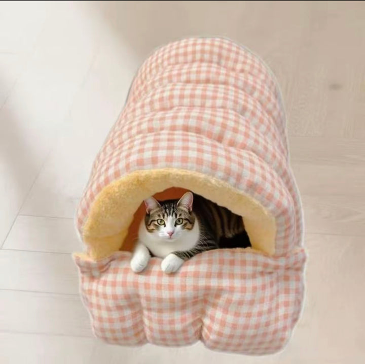Cozy Cave Pet Nest - A Snug, Washable Haven for Your Furry Friend