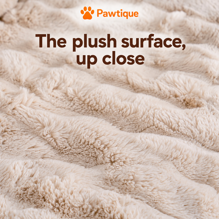 EverDry plush furniture cover: plush detail
