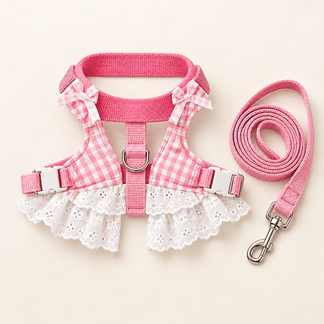 Pawtique BerryLace™ Gingham Dog Harness &amp; Leash Set - Pawtique