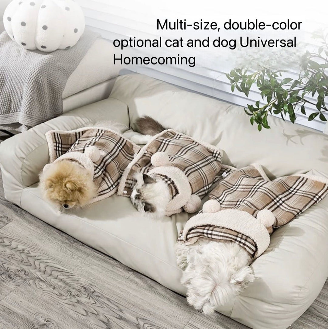 Pet Warm Cape - Snug, Cute &amp; Easy for Your Furry Pal! - Pawtique